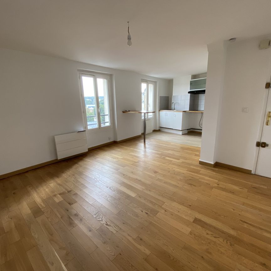 Location Appartement 2 pièces 38m² VILLE D AVRAY 92410 - Photo 1