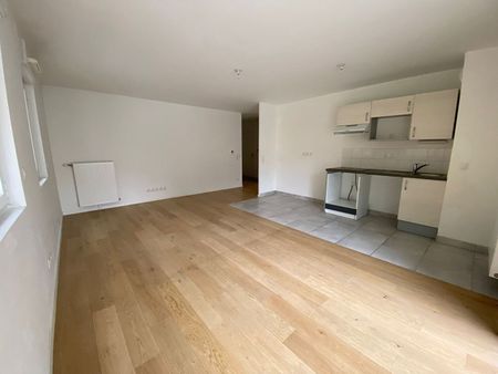 Apartment - Photo 2