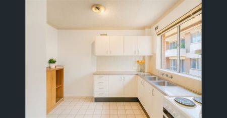 Cosy 2 Bedroom Unit available for rent - Photo 5