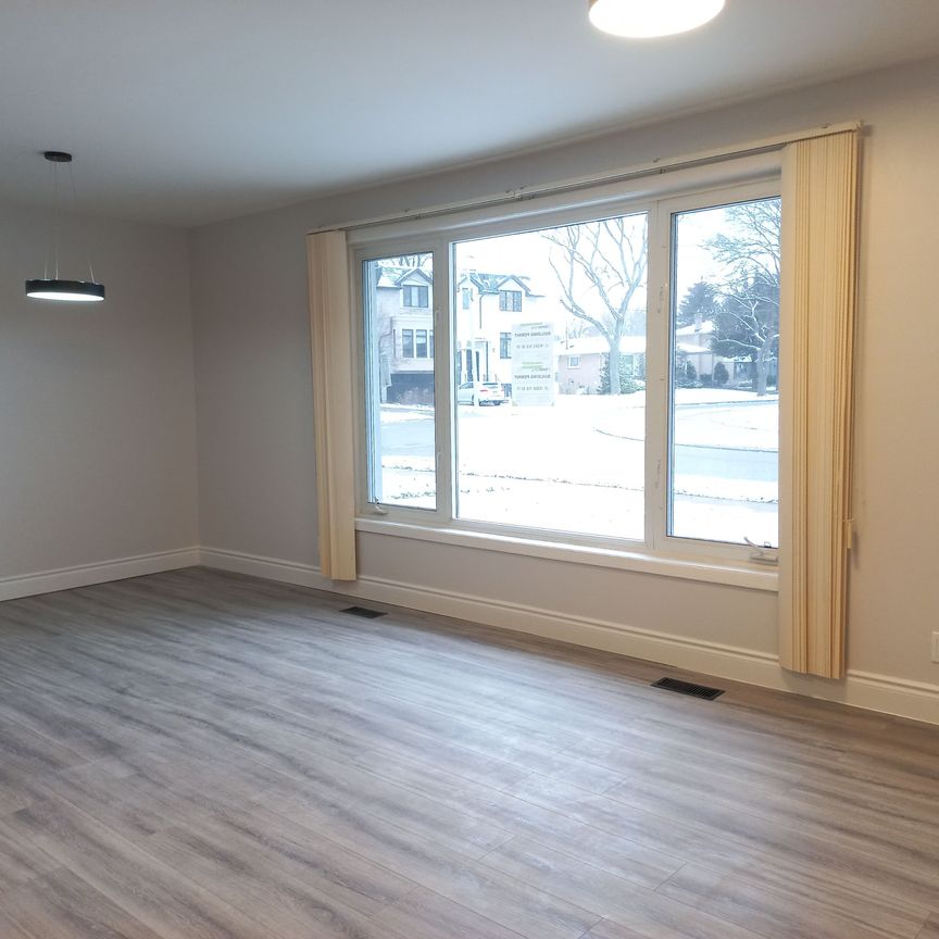 For Lease - 8 Clareville Crescent, Toronto, Ontario - Photo 1