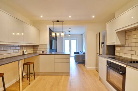 Knighton Road, Southmead - Photo 3