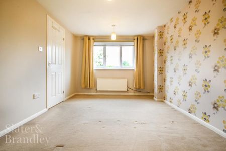 2 bedroom terraced house to rent - Photo 3