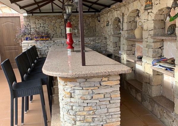 Villa for rent with 3 bedrooms and pool in Calpe for the winter season.