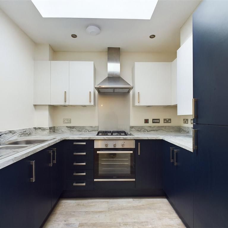 2 bedroom detached house to rent - Photo 1