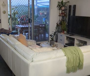 Redbank Plains - Photo 1