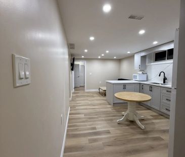 67 Hart Avenue #Bsmt - Photo 4