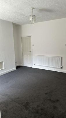 2 bedroom house to rent - Photo 1