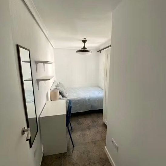 Carrer San Edesio, Manises, Valencian Community 46940 - Foto 1