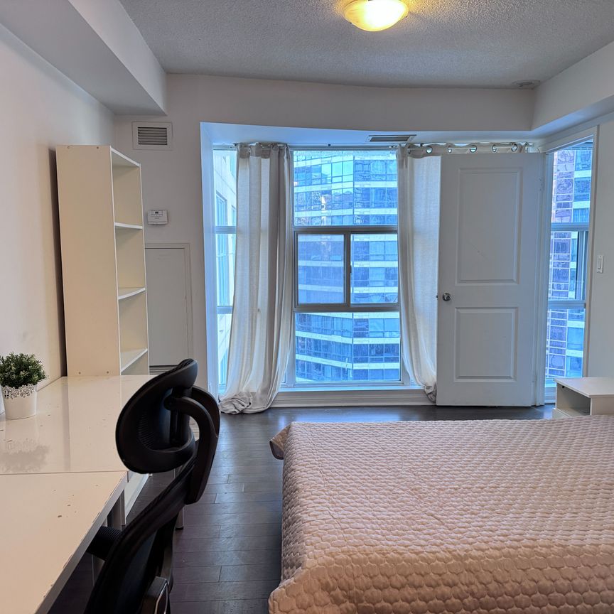 For Lease - 11 St Joseph Street Unit# 1107, Toronto, Ontario - Photo 1
