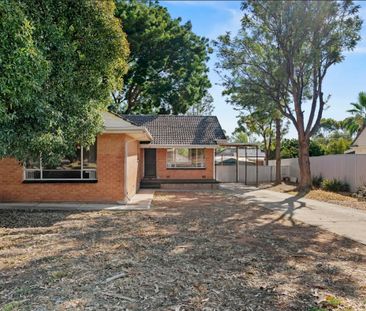 Charming 3-Bedroom Family Home in Great Location - Photo 1