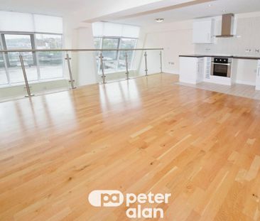 The Old Arts College, Newport - Photo 2