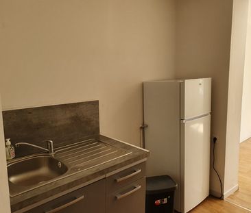 Location Appartement 2 pièces 37m² VALENCIENNES 59300 - Photo 4