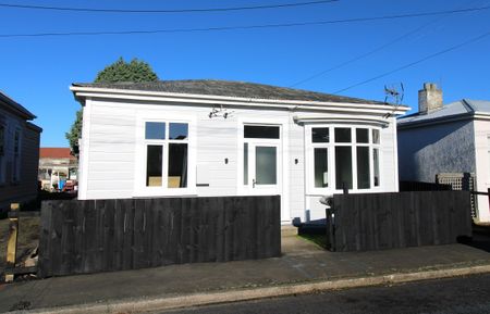 11 Bathgate Street, South Dunedin - Photo 2