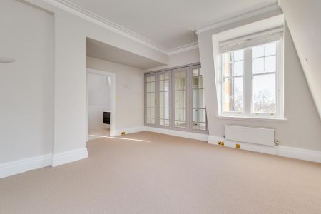 York House, York House Place, London W8 - Photo 5