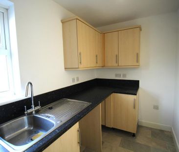 2 bedroom apartment to rent - Photo 6