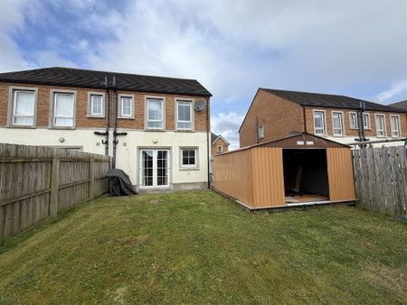 8 Rocklyn Drive, Donaghadee, BT21 0FP - Photo 5