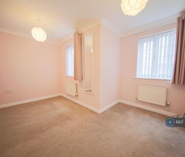 3 bedroom detached house to rent - Photo 2