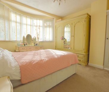 Semi Detached House - Photo 5