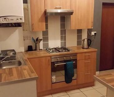 1 bedroom in a house share to rent - Photo 5