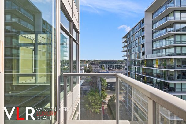 Condo in Vancouver West Side, BC - Photo 1