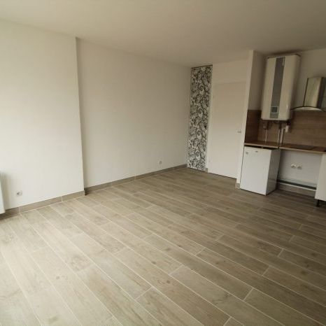 Studio Guyancourt 24 m² - Photo 1