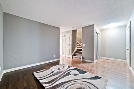 293 Skyview Ranch Drive, Calgary - Photo 2