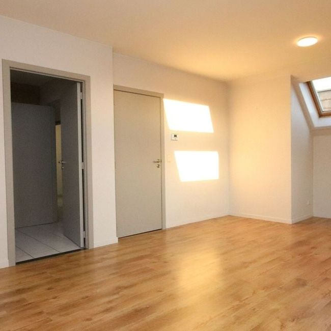 Appartement te huur in Landegem voor € 775 met 2 slaapkamers - Photo 1