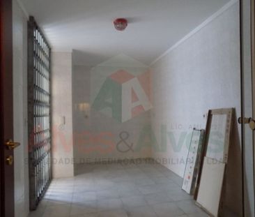 4 room luxury House for rent in Porto, Portugal - Photo 3