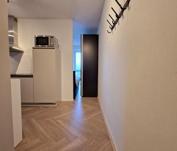 Te huur: Appartement Laakweg in Den Haag - Foto 2