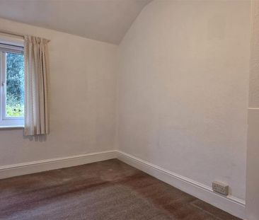 2 bedroom end of terrace house to rent - Photo 6
