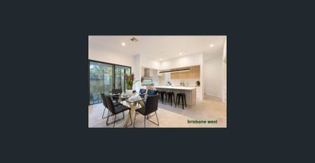 MAGNIFICENT HOME IN CHAPEL HILL - Photo 2