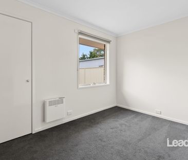 Freshly Painted and Ready to Move In. - Photo 2