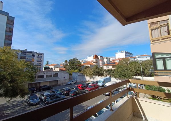 Apartamento T2 Remodelado e Mobilado no Moinho das Antas