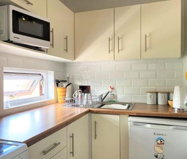 Trenance, Woking, Surrey, GU21 - Photo 1