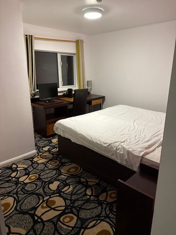 Room 216, SimplyStay Lincoln Road, Skegness, Lincolnshire, PE25 2EA - Photo 2