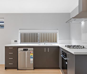 Golden Bay - Photo 2