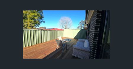 Prime St Marys Living - Walk to Transport & Shops! - Photo 4