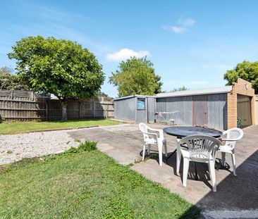 24 Sandra Street, Kings Park VIC 3021 - House For Rent | Domain - Photo 2