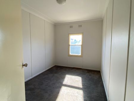 Good Size Backyard - Photo 3