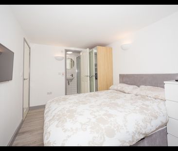 4 Bed Terraced House, Pennington Terrace, LS6 - Photo 5