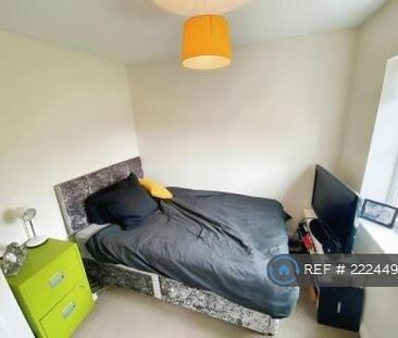 3 bedroom semi-detached house to rent - Photo 1