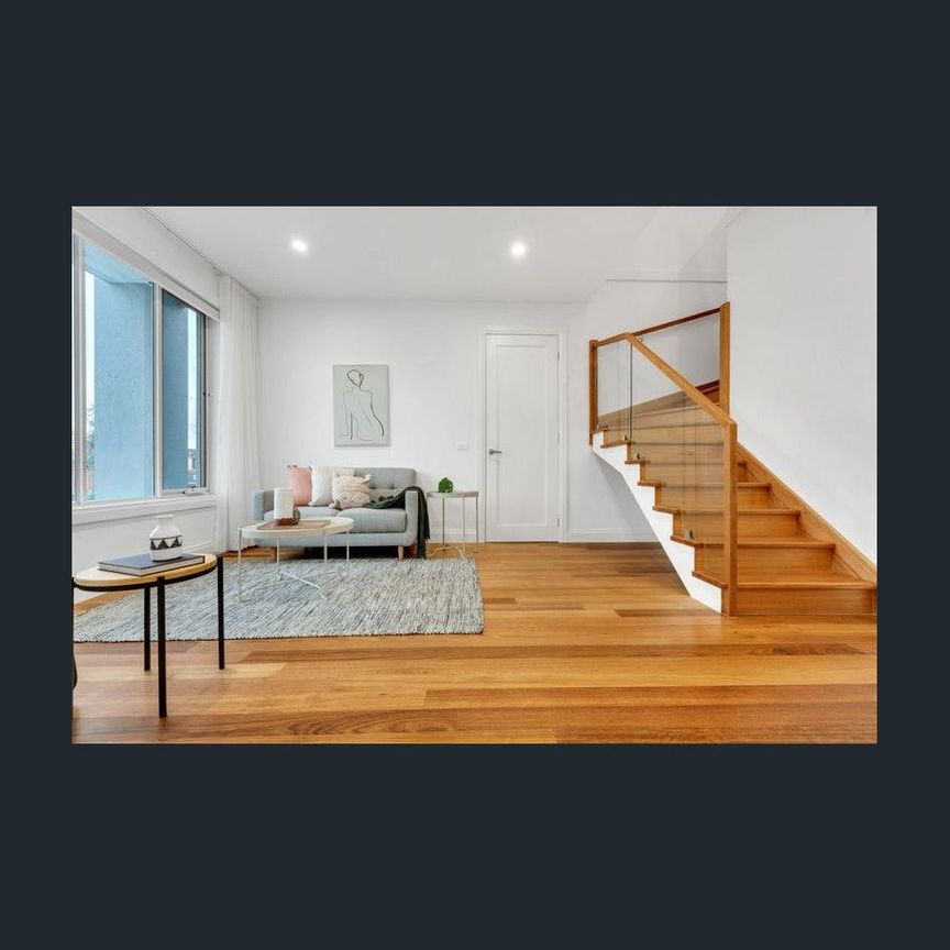 Luxury Living at 2 Hazel Way, Mickleham - Photo 1