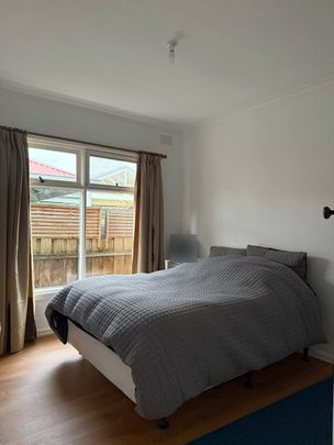 Nunawading - Photo 1