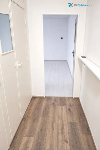 Pronájem bytu 1+1 38 m2 Senovážná, Ostrava - Moravská Ostrava - Photo 4