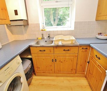 Inkerman Road, Woking, Surrey, GU21 - Photo 3