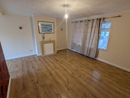 3 bedroom terraced house to rent - Photo 2