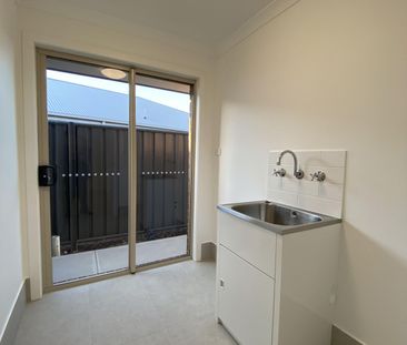 4 Bedroom Family Home - Photo 4