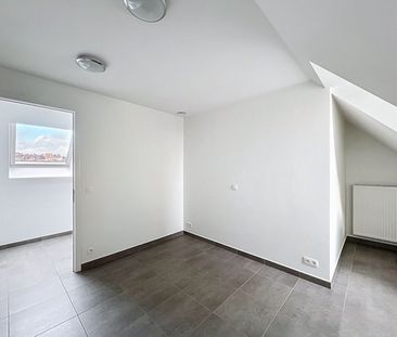 Recent duplexappartement, gelegen aan het Maes en Boereboomplein te... - Photo 1