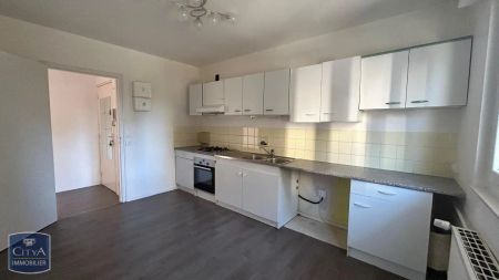 Appartement à louer 4 pièces 83.83m² - Photo 2