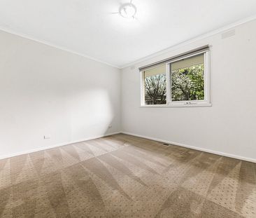 Spacious four bedroom home in ideal - Photo 1